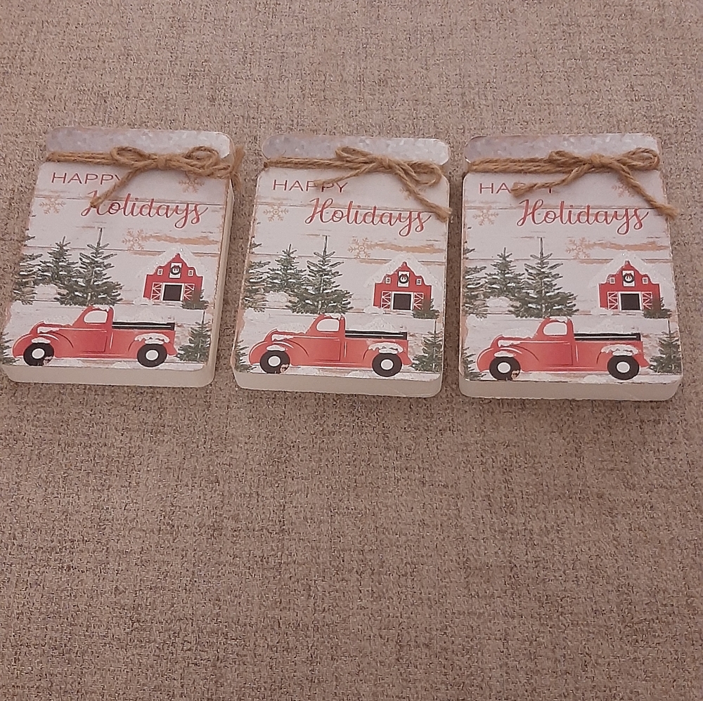 HAPPY HOLIDAY FARMHOUSE DECOR.note 3 pcs for 12